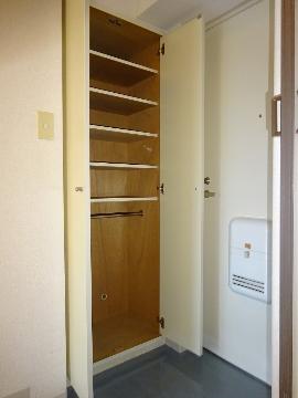 その他設備　シューズＢＯＸ（開）