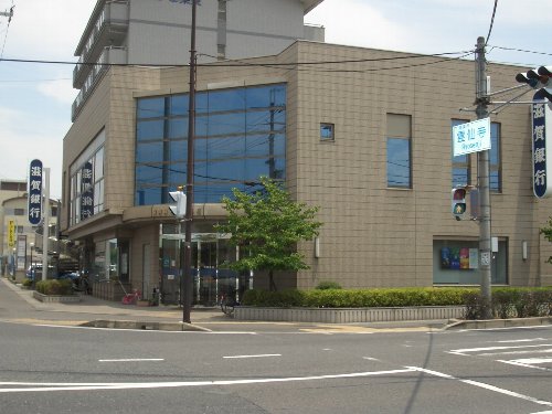 銀行　滋賀銀行 大宝支店（銀行）まで660m