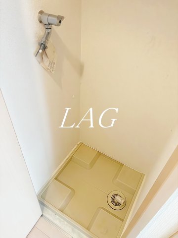 その他設備　室内洗濯機置き場になります。