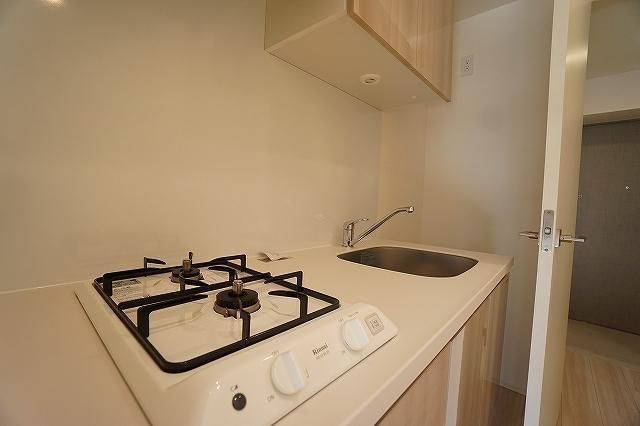 キッチン　同タイプ部屋　参考写真です