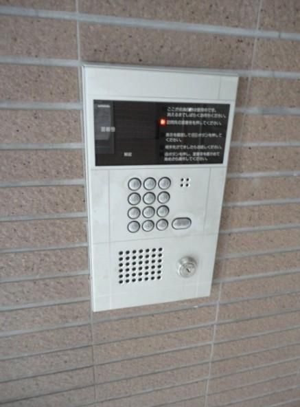 セキュリティ　☆安心のオートロック付き☆