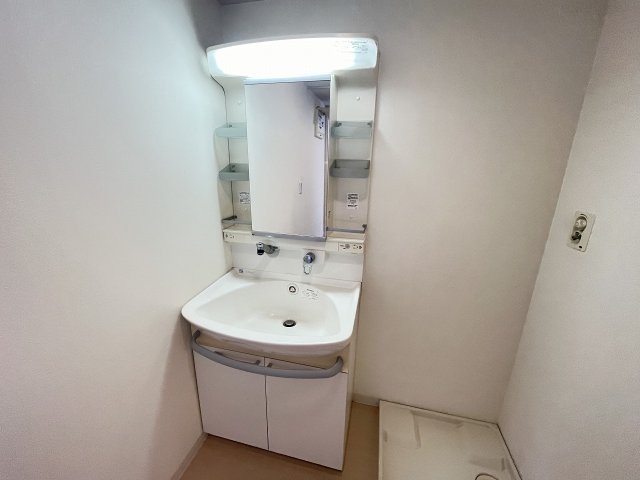 洗面設備　洗面所です