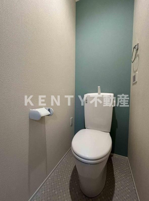 トイレ　シンプルで使いやすいトイレです