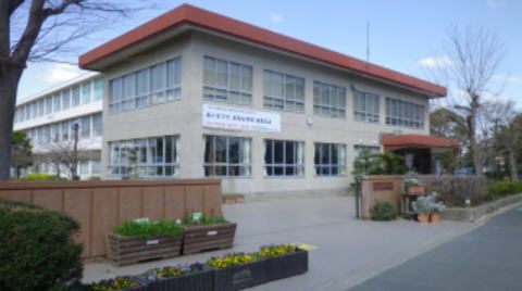 小学校　浜松市立曳馬小学校（小学校）まで466m