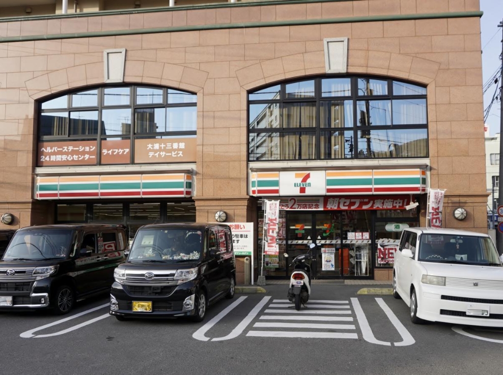 コンビニ　セブンイレブン 長崎大浦町店（コンビニ）まで123m