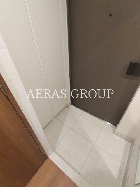 玄関　別部屋同仕様タイプ