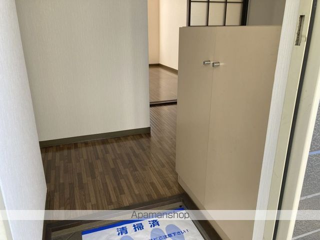 サンクス泉の玄関写真