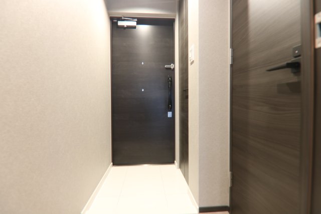 玄関　同建物内別室の参考写真です。※現況優先