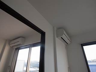 その他設備　エアコン２基付き