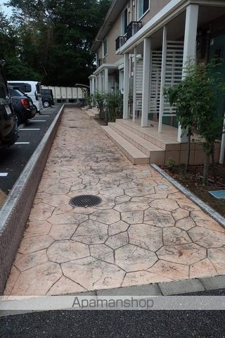 エントランス　エントランス