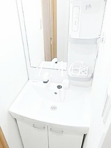 洗面設備　洗面台です。