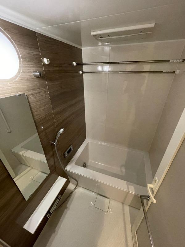 バス・シャワールーム　同物件内別部屋の写真になります※現況優先