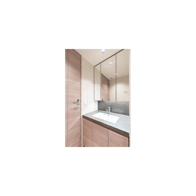 洗面設備　※写真は同タイプ住戸です。