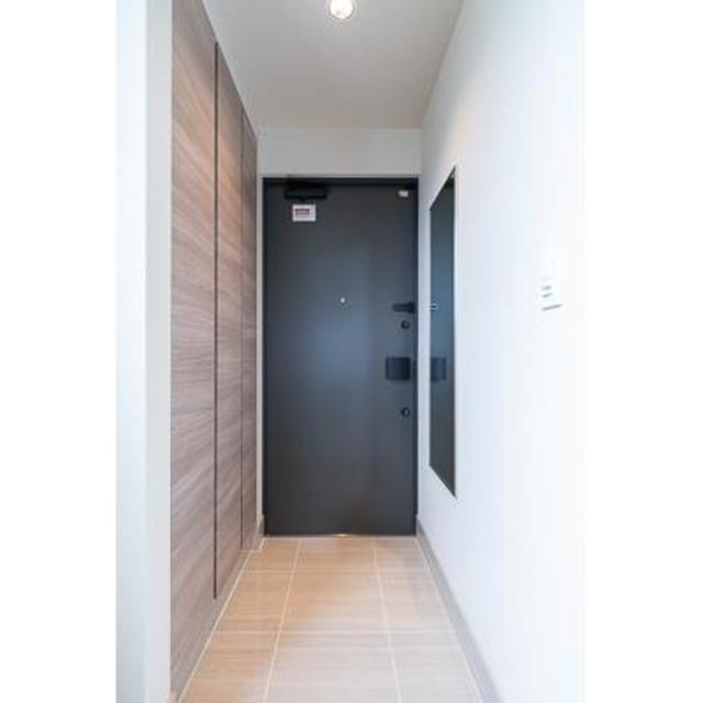 玄関　※写真は同タイプ住戸です。