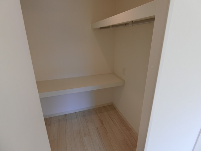 収納　同タイプ内観です