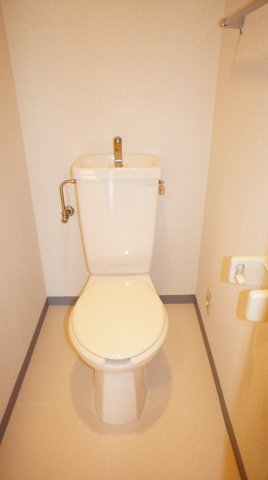 トイレ　ゆったりとした空間のトイレです