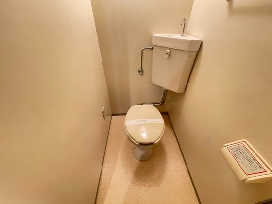 トイレ　※別部屋の写真です