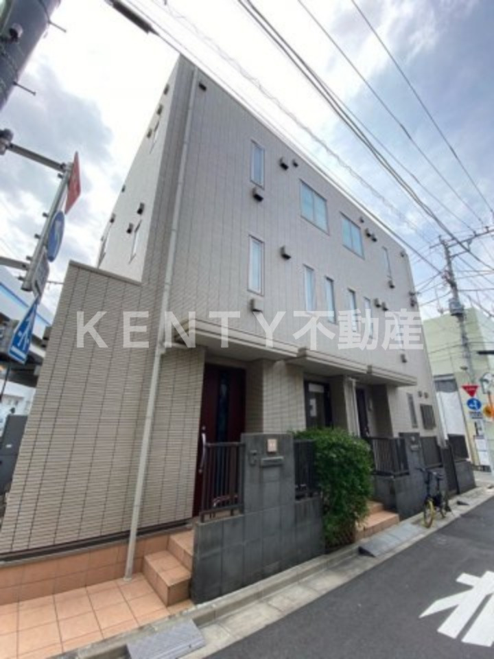 建物外観　外観は落ち着いています
