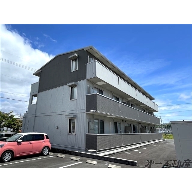 エントランス　建物外観