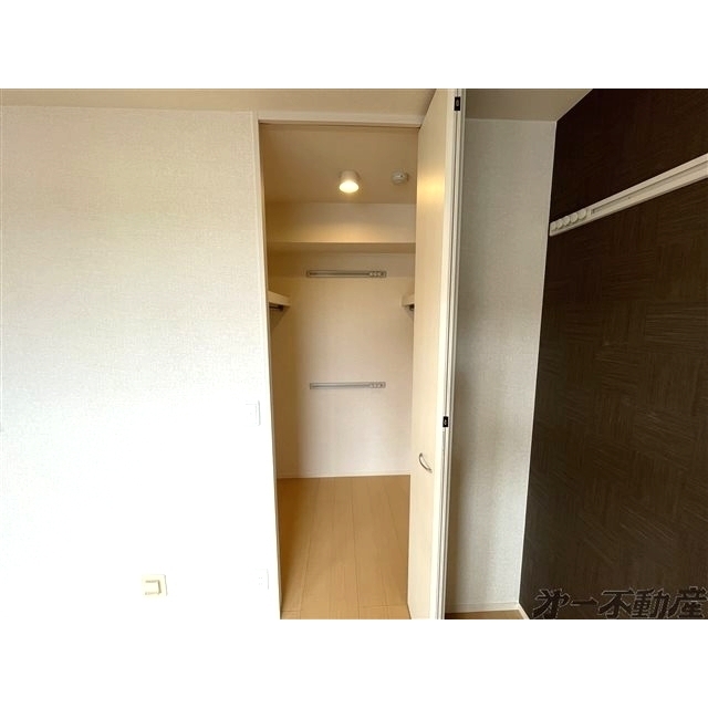 収納　ウォークインクローゼット