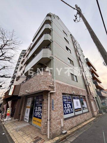 建物外観　外観は落ち着いています