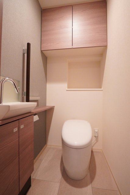 トイレ　清潔感のあるトイレです