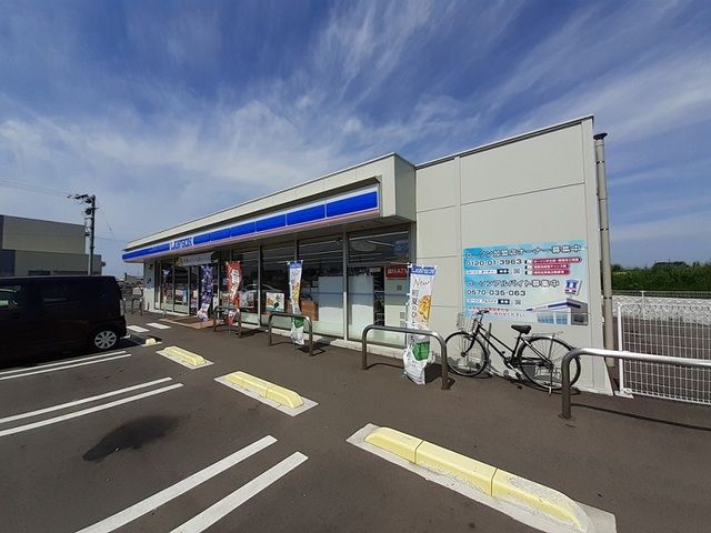 コンビニ　ローソン丸亀田村東店（コンビニ）まで500m