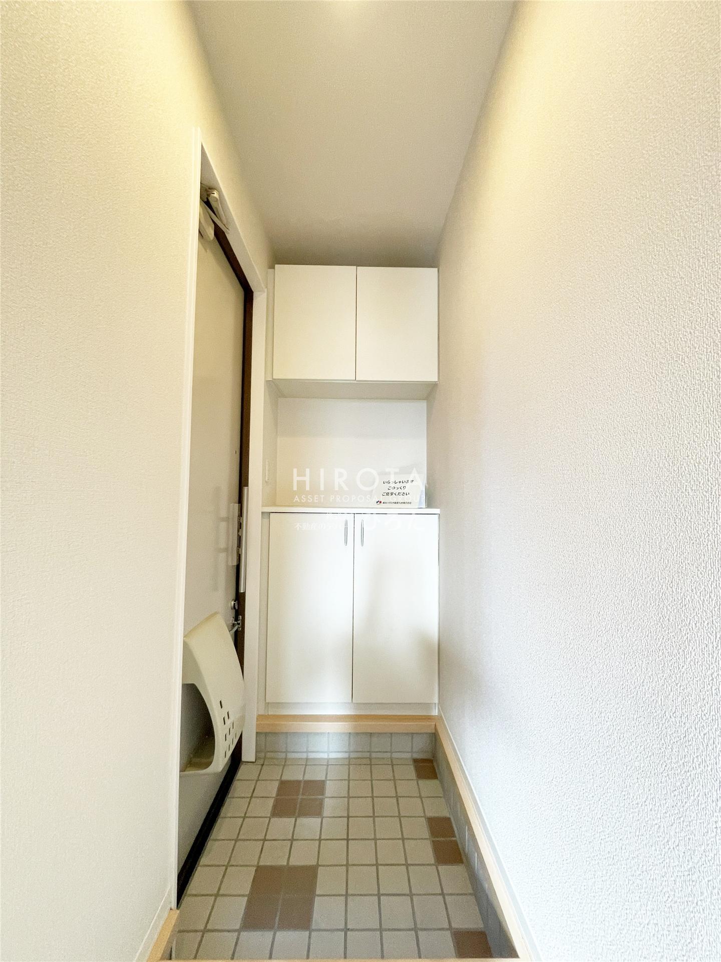 グランシャリオの玄関写真