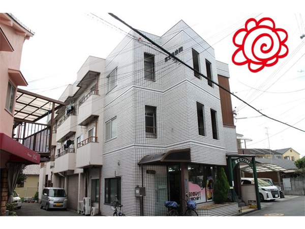 建物外観　外観は落ち着いています