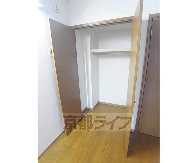 収納　収納しやすい仕切りつき
