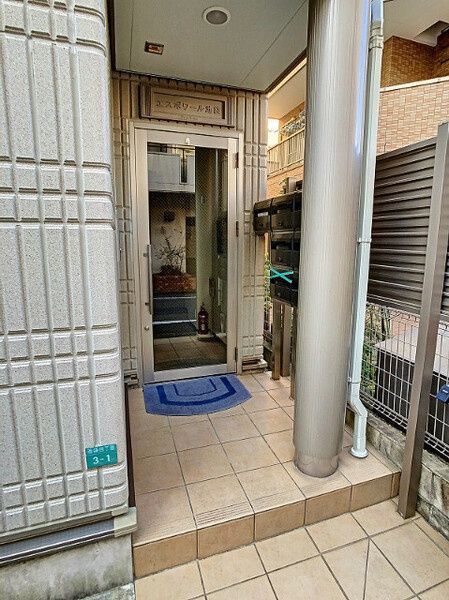 エントランス　エスポワール池袋　豊島区池袋4