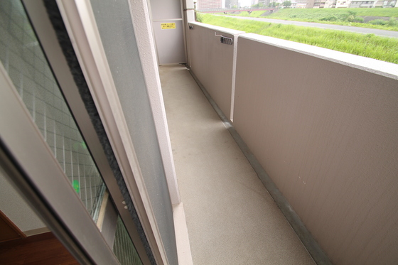 バルコニー　※別部屋の写真です