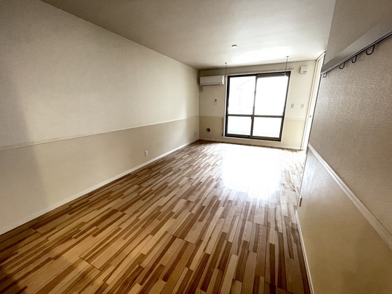 居室・リビング　※別部屋の写真です