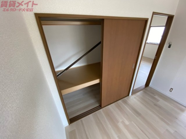 収納　同物件別室の画像です