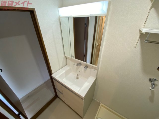 洗面設備　同物件別室の画像です