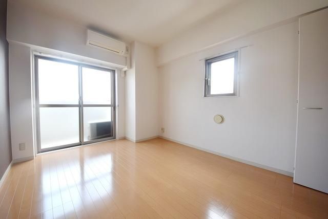 その他部屋・スペース　★角部屋２面採光です★