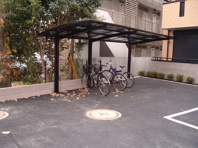 その他共有部分　屋根付駐輪場