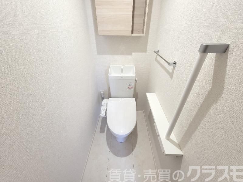 トイレ　ウォシュレット＆ウォームレット