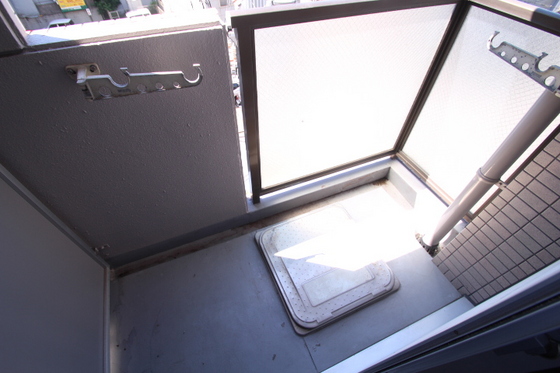 バルコニー　※別の部屋の写真です