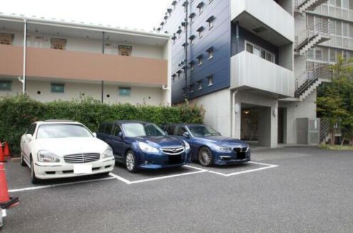 駐車場　044-299-8985までお気軽にお電話下さい♪