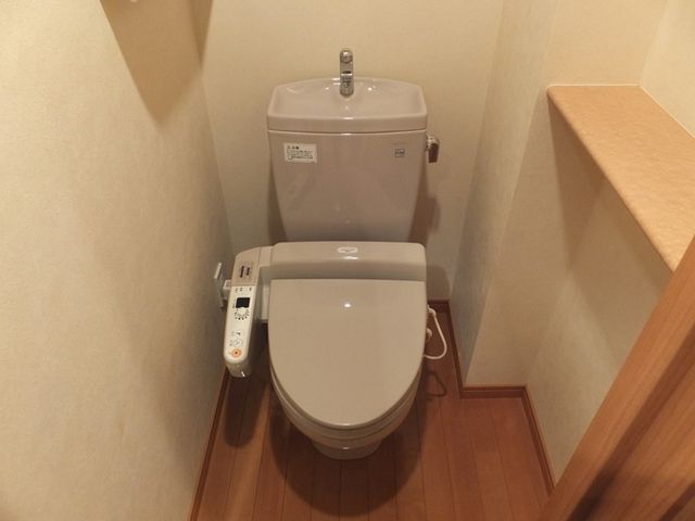 トイレ　ウォシュレットトイレ