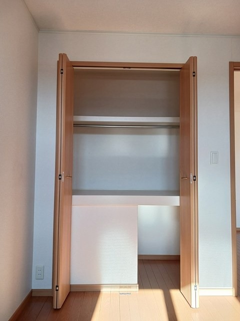 収納　図面と現状に相違がある場合には現状を優先