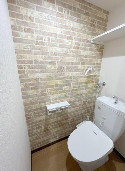 トイレ　ウォシュレット設置済みです♪