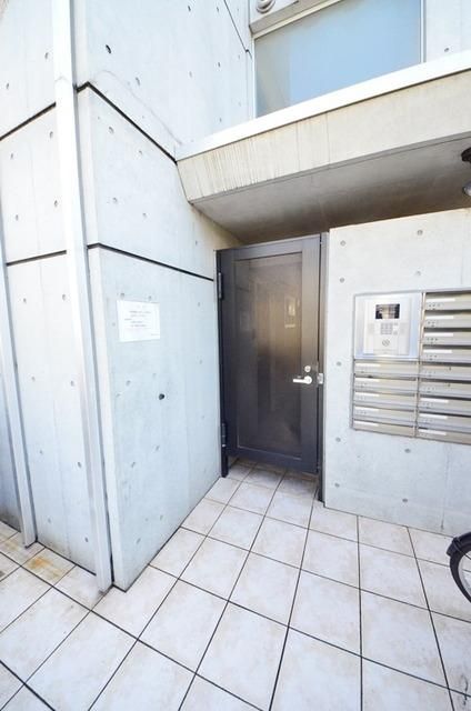 エントランス　部屋探しは株式会社　タウンハウジング　までお気軽にお問合せ…