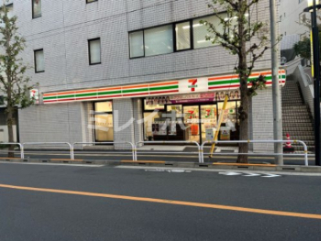 コンビニ　セブンイレブン品川大井１丁目店（コンビニ）まで107m