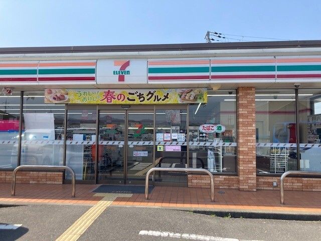 コンビニ　セブンイレブン 綾部井倉町店（コンビニ）まで450m