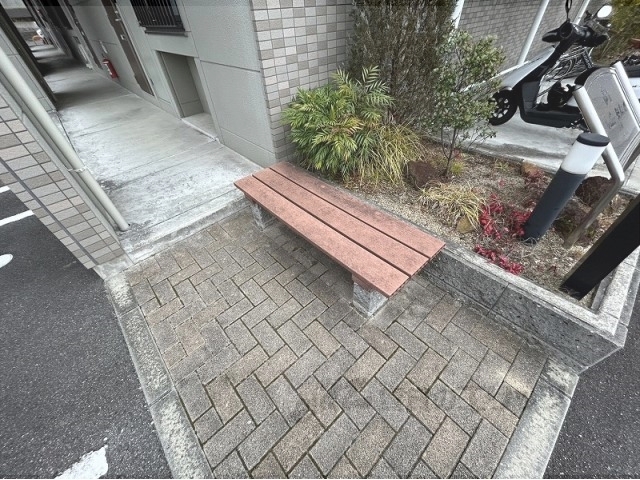 その他　ベンチ