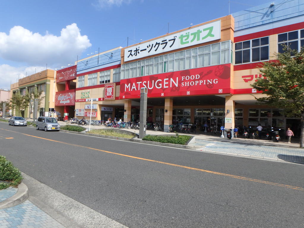 スーパー　松源パレード泉佐野店（スーパー）まで299m