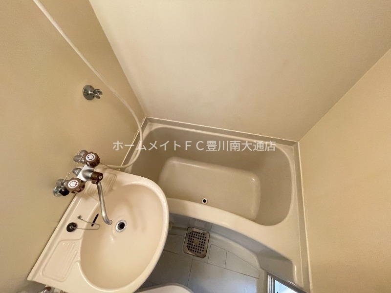 バス・シャワールーム　同型別部屋写真