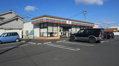 コンビニ　セブンイレブン福山新涯３丁目（コンビニ）まで432m